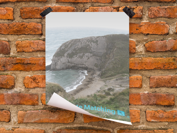 Sea & Hills Thin canvas with realestatematching with key Logo