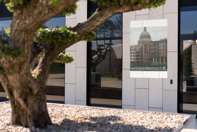 St. Paul's Cathedral Thin canvas with Real Estate Matching24 Logo