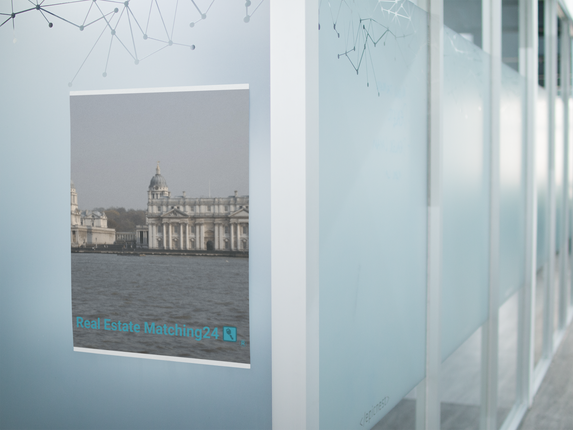 Riverside Beauty Poster with hangers with realestatematching24 with key Logo
