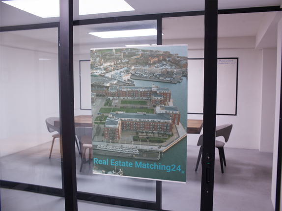 Nice City Poster with realestatematching24 without key Logo