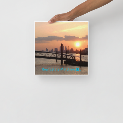 Evening Glow Thin canvas with realestatematching with key Logo