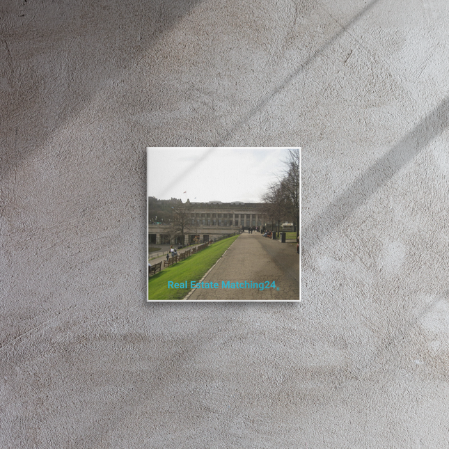 Majestic Palace Thin canvas with realestatematching24 without key Logo