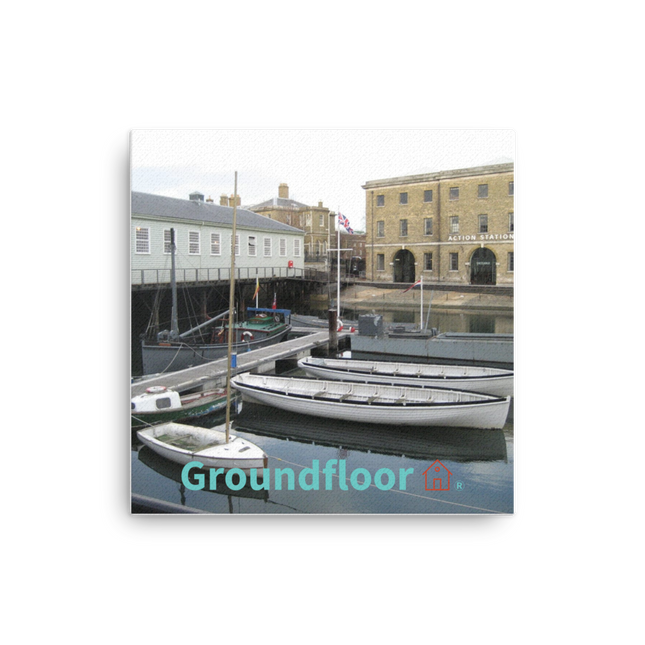 Boat on Water Thin canvas with Groundfloor with House Logo