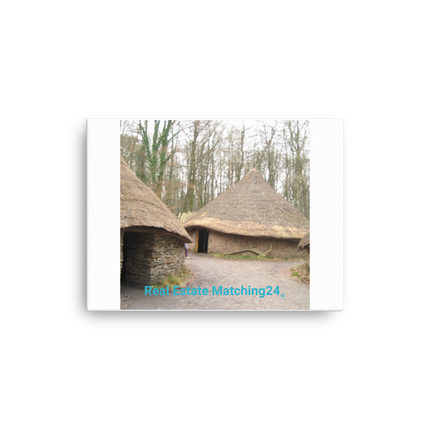 Village Charm Thin canvas with realestatematching24 without key Logo
