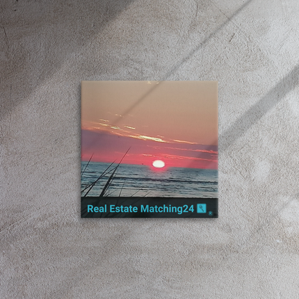 Beutiful Thin canvas with Real Estate Matching24 Logo