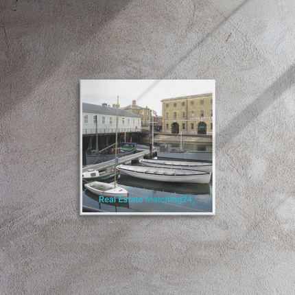 Boat on Water Thin canvas with realestatematching24 without key Logo