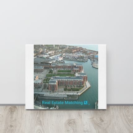 Nice City Thin canvas with realestatematching with key Logo