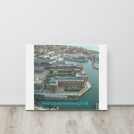 Nice City Thin canvas with realestatematching24 with key Logo