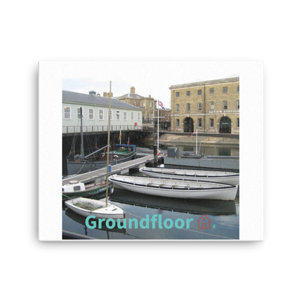 Boat on Water Thin canvas with Groundfloor with House Logo
