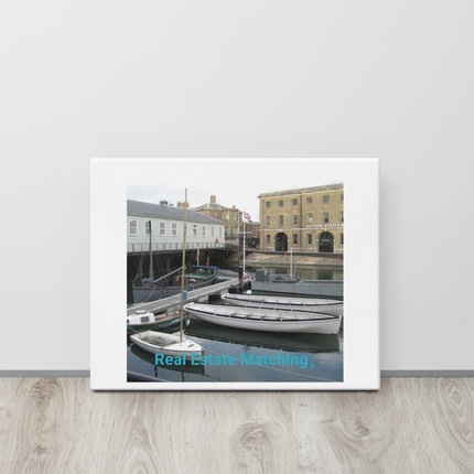 Boat on Water Thin canvas with realestatematching without key Logo