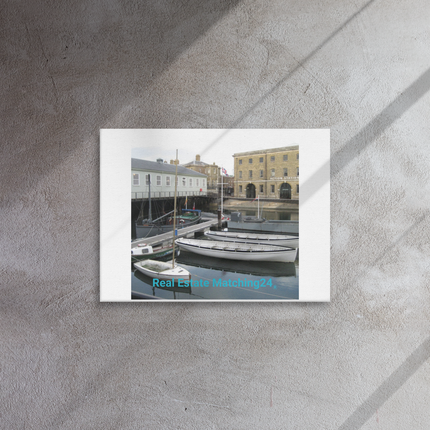 Boat on Water Thin canvas with realestatematching24 without key Logo