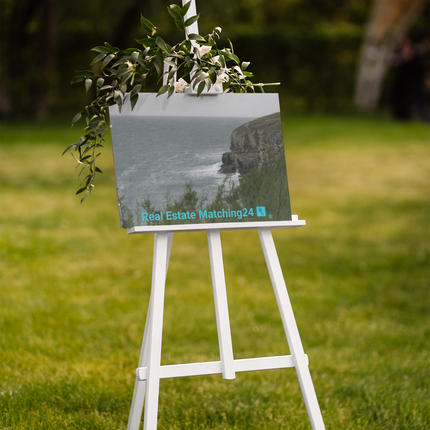 Seaside Serenity Thin canvas with realestatematching24 with key Logo