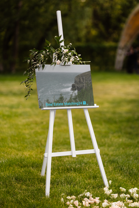 Seaside Serenity Thin canvas with realestatematching24 with key Logo